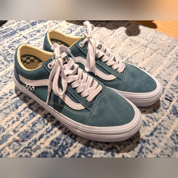 Teal Old-Skool Vans skate shoes with pop cush - Picture 1 of 3